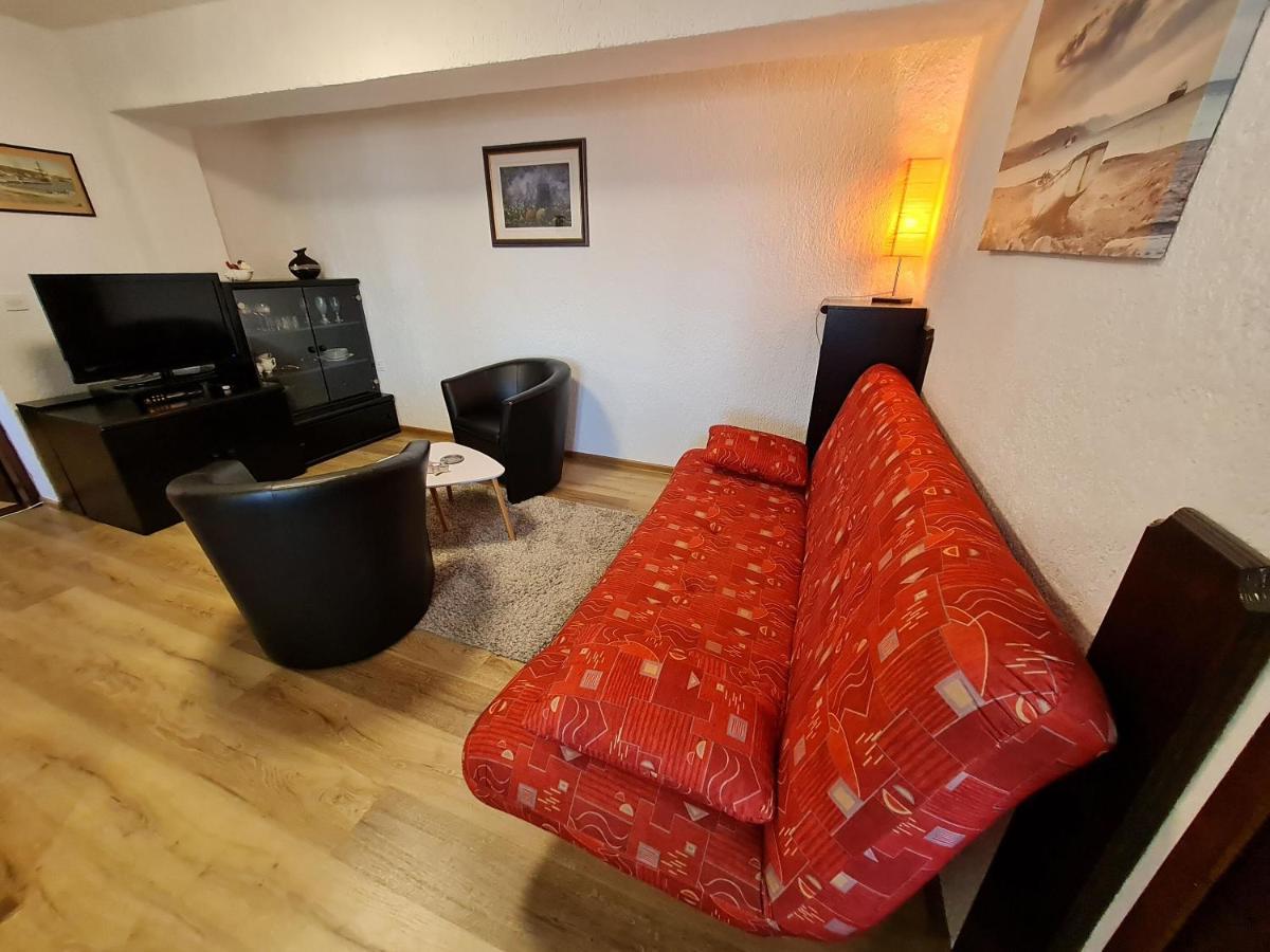 Apartment Marinera Сень Екстер'єр фото