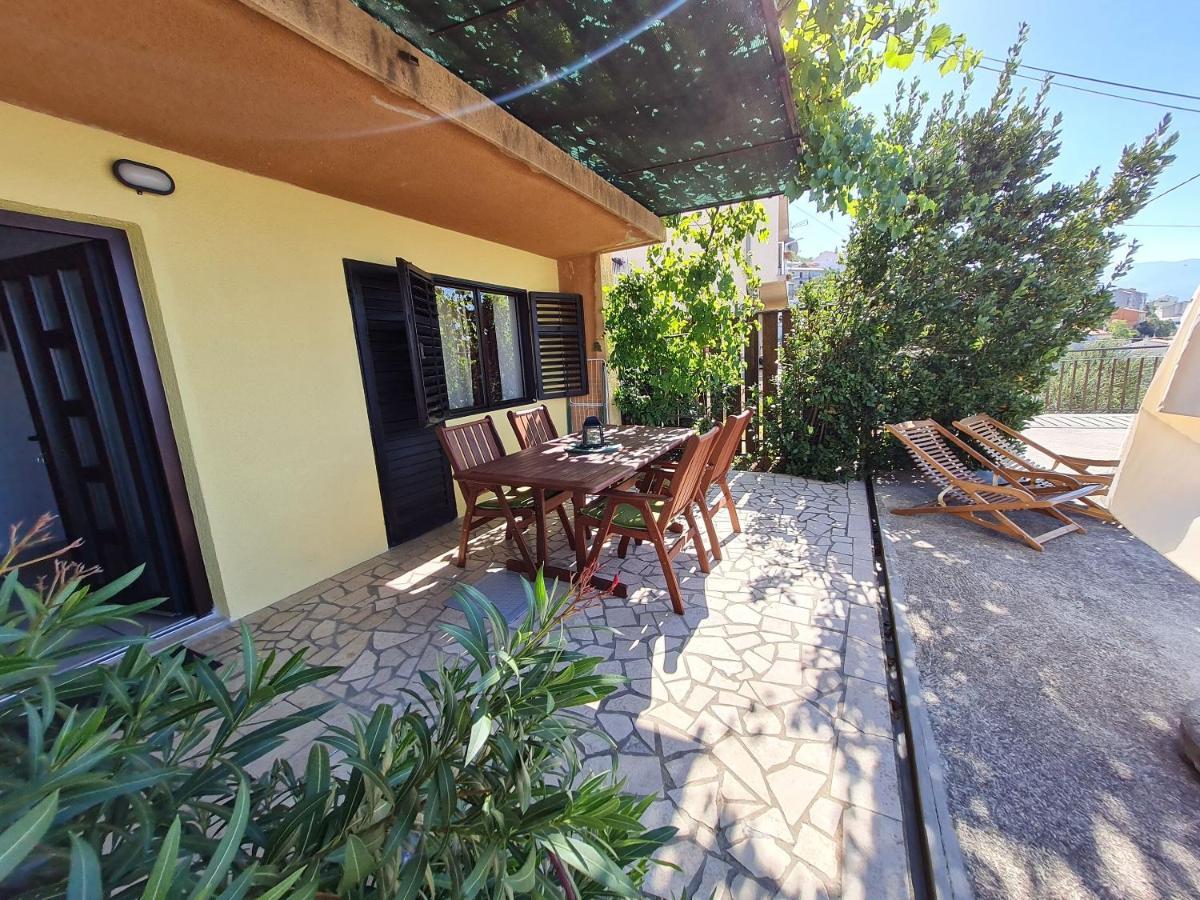 Apartment Marinera Сень Екстер'єр фото